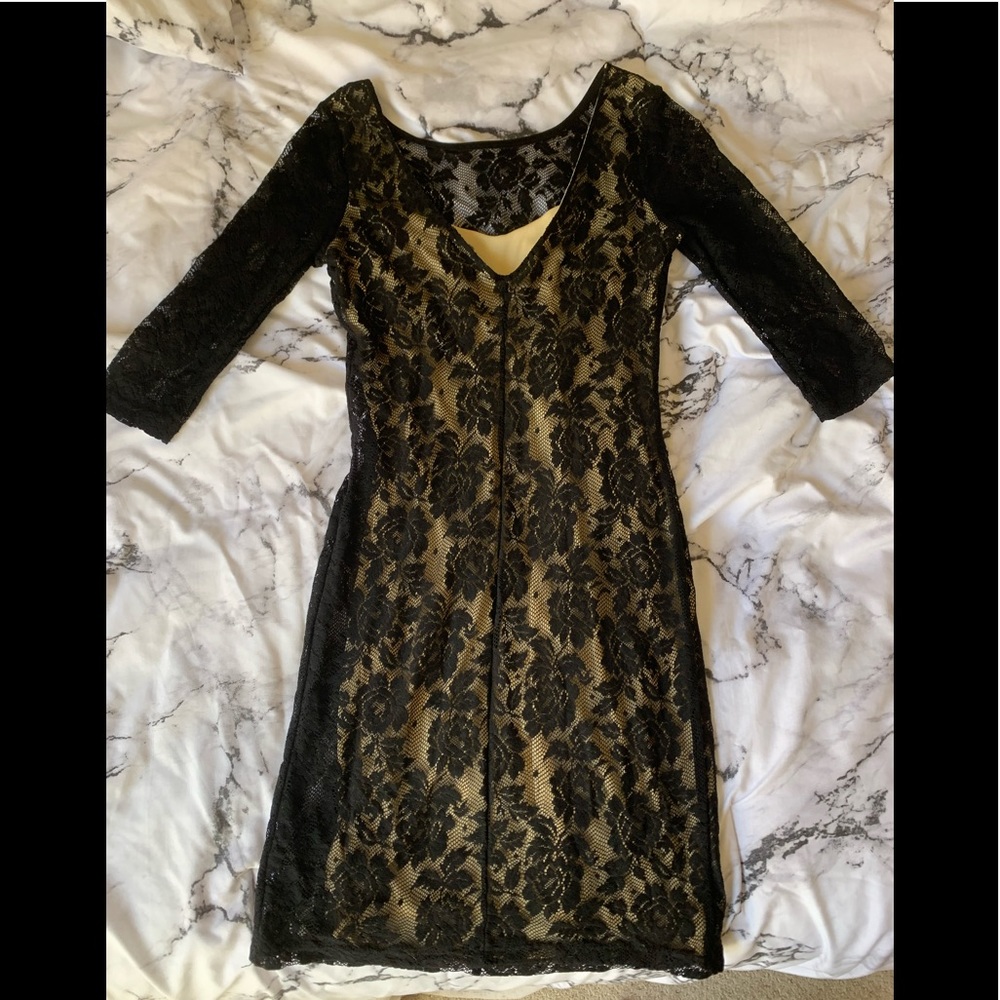 Women’s Black Floral print Dress Size Medium.